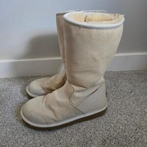 UGG Cream Canvas Mid Height Shearling Boots Womens Sz 7 FLAWED